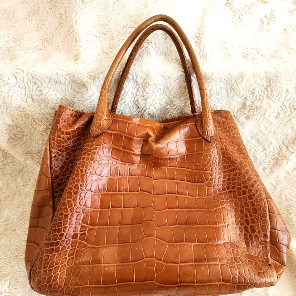 Shoulder bag